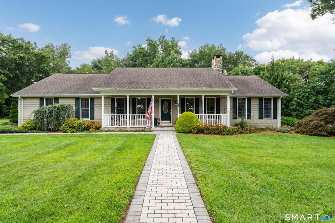 House in Wallingford, Connecticut, United States 1 - 18836849