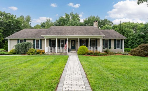 House in Wallingford, Connecticut, United States 1