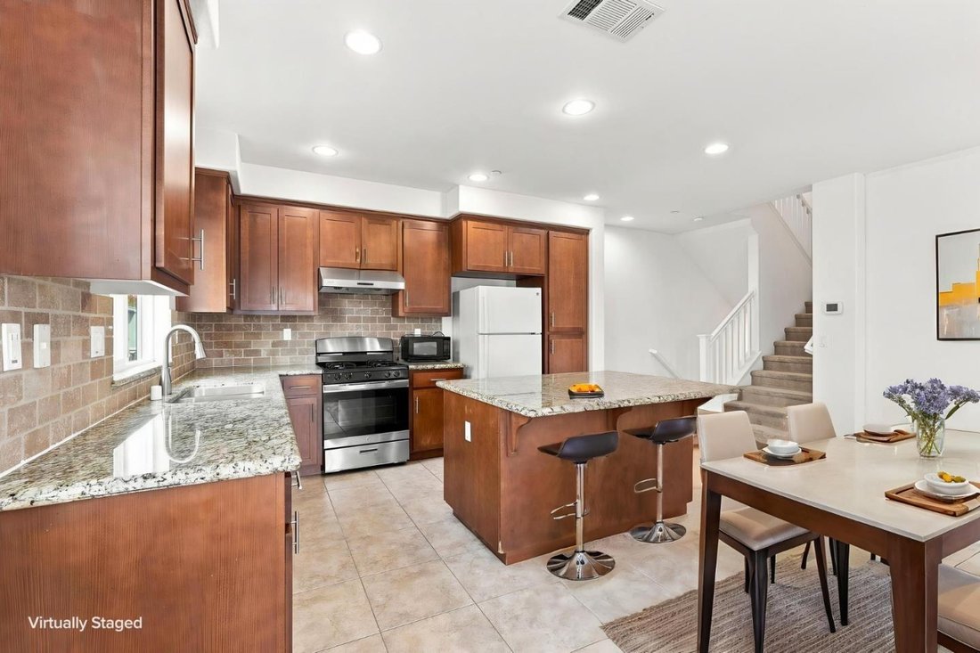 Townhouse in Milpitas, California, United States 3 - 18836537