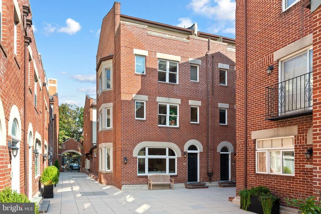 Townhouse in Philadelphia, Pennsylvania, United States 2 - 18837237