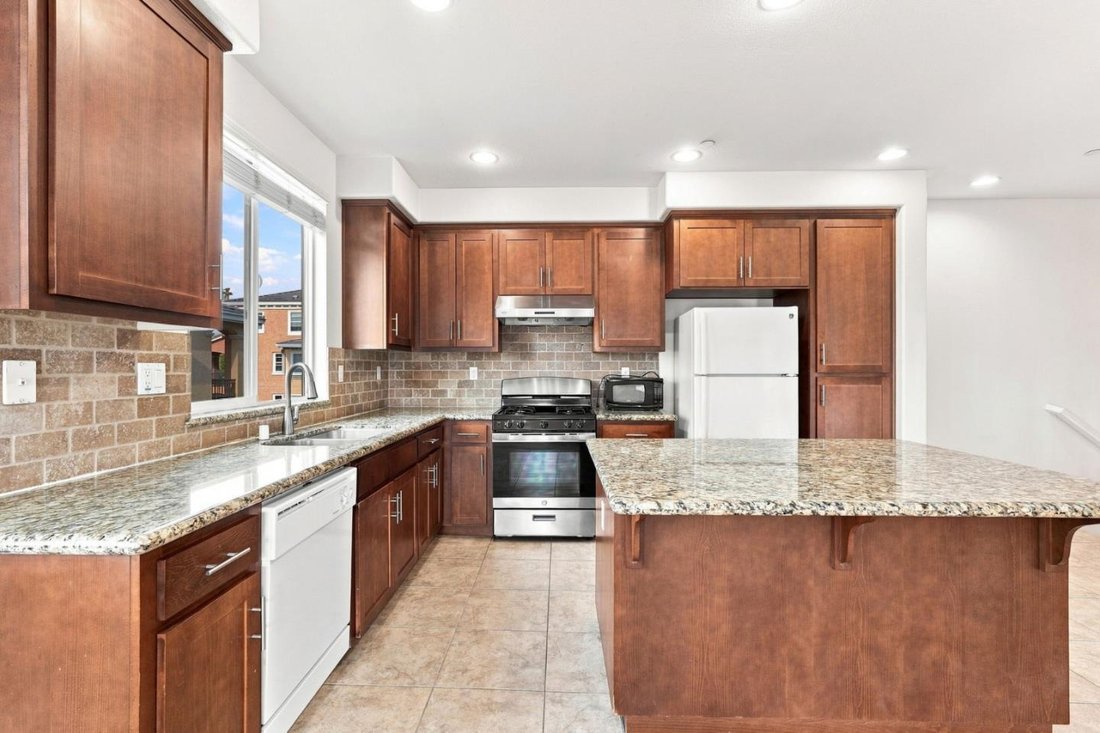 Townhouse in Milpitas, California, United States 5 - 18836537