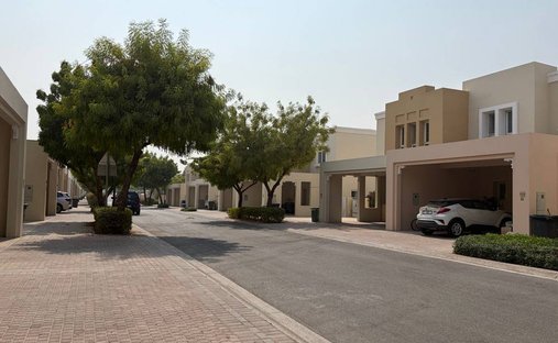 Villa in Wadi Al Safa 6, Wadi Al Safa, Dubai 1