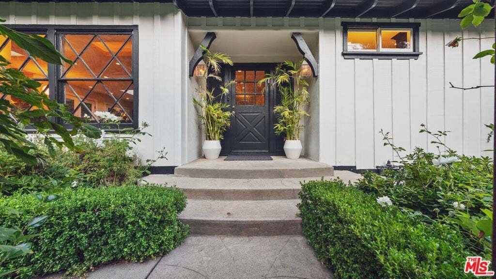 House in Los Angeles, California, United States 2 - 18836760