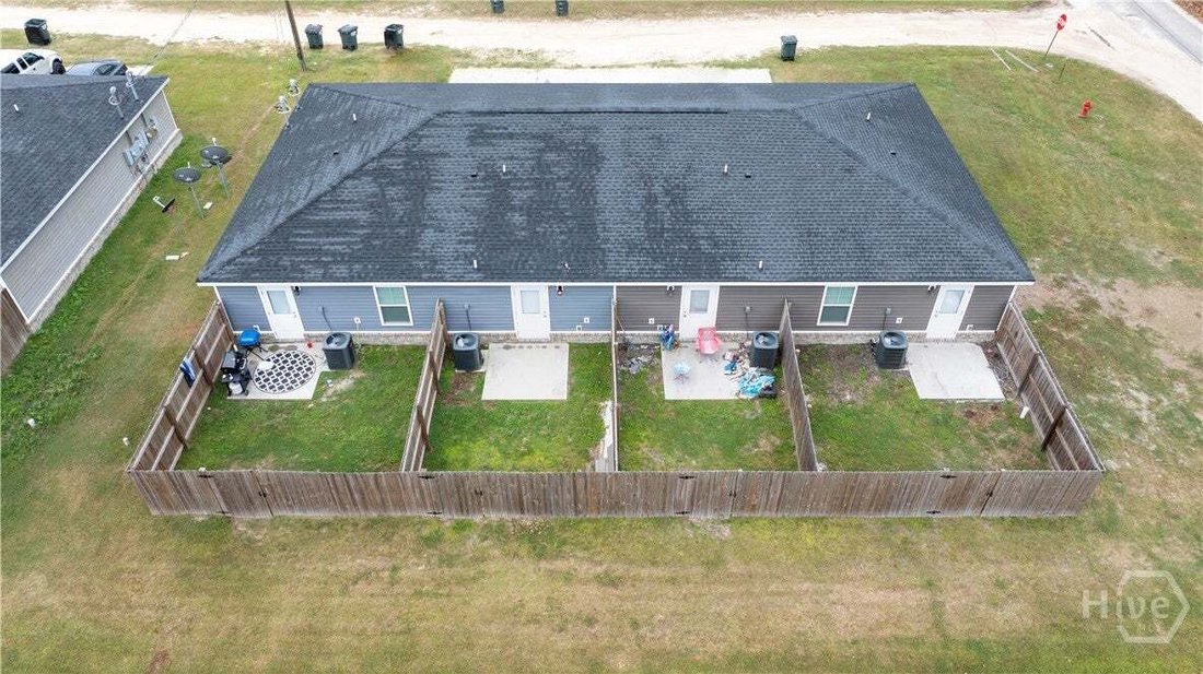 Ludowici, Georgia, United States 4 - 18837047