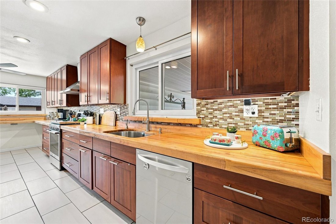 House in Lakewood, Colorado, United States 3 - 18837269