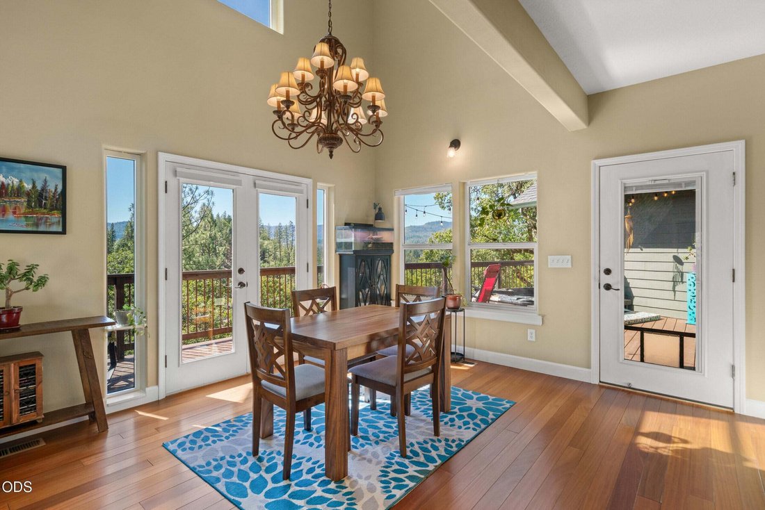 Casa a Shady Cove, Oregon, Stati Uniti 5 - 18836794