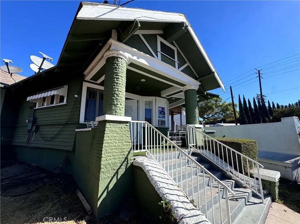 Los Angeles, California, United States 1 - 18837091
