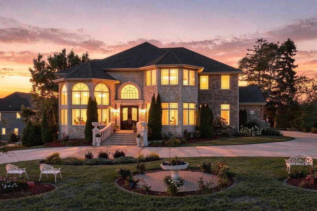 Casa a Brookfield, Wisconsin, Stati Uniti 1 - 18836590