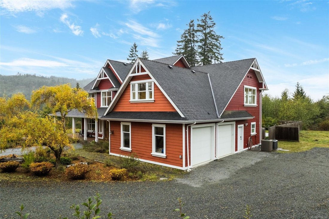 House in Shawnigan Lake, British Columbia, Canada 4 - 18837612