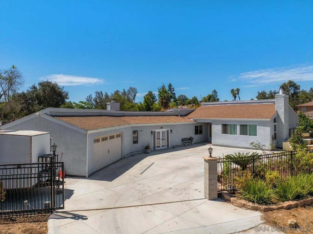 Casa a Escondido, California, Stati Uniti 1 - 18837067