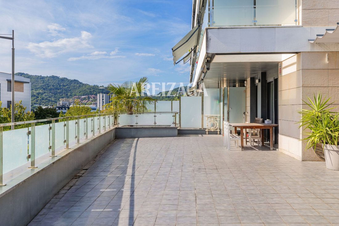 Apartment in Mendebaldea, Donostia-San Sebastian, Spain 5 - 18836607