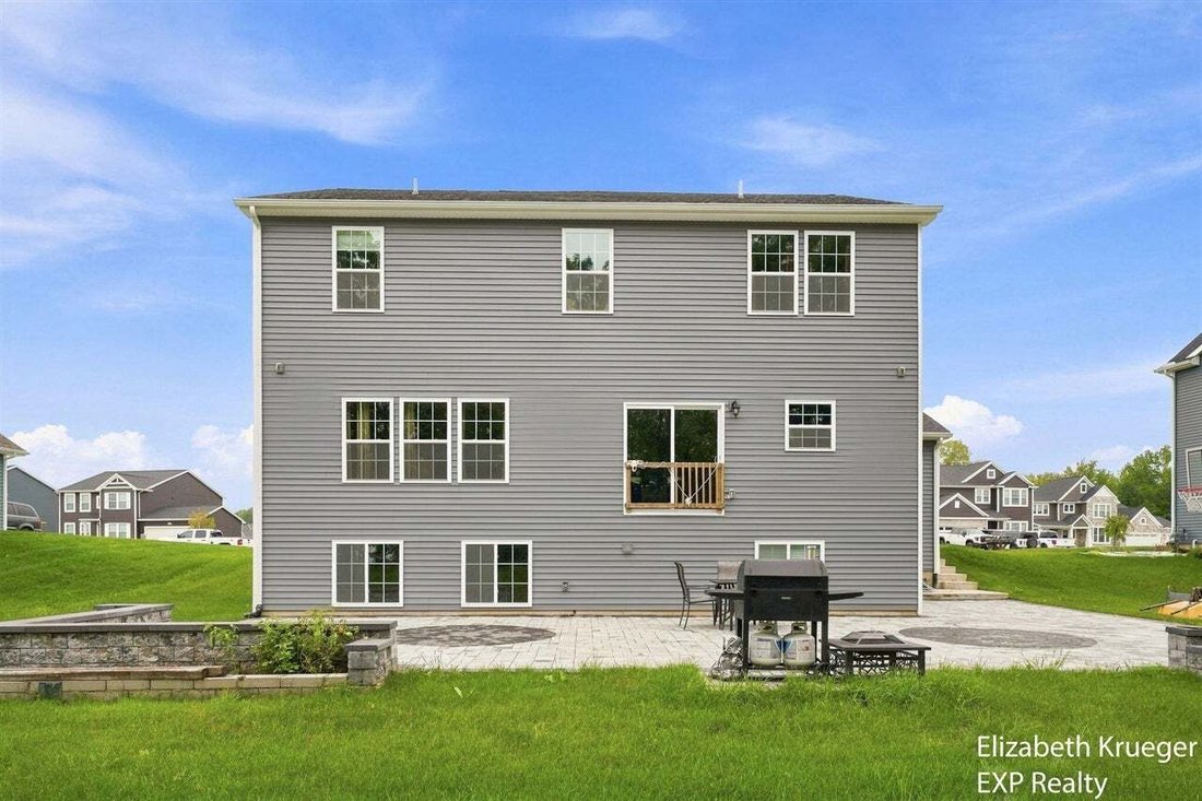 House in Byron Center, Michigan, United States 4 - 18836448