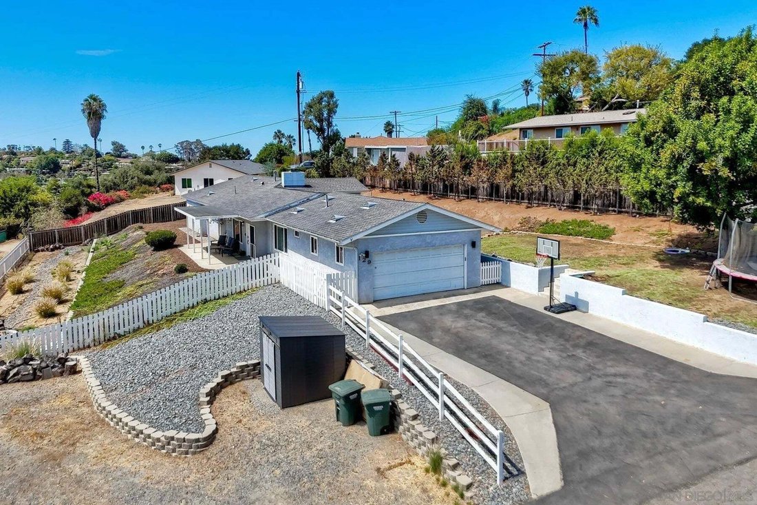 Maison à Vista, Californie, États-Unis 1 - 18837087