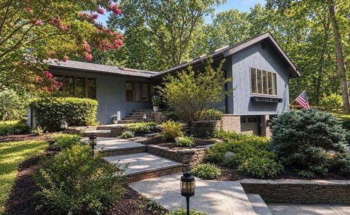 House in Halesite, New York, United States 1