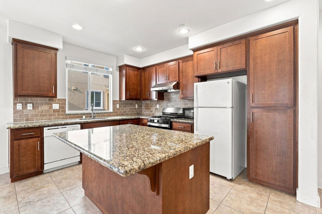 Townhouse in Milpitas, California, United States 4 - 18836537