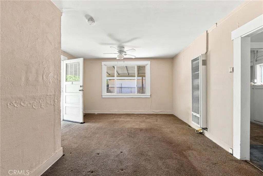 Los Angeles, California, United States 5 - 18837032