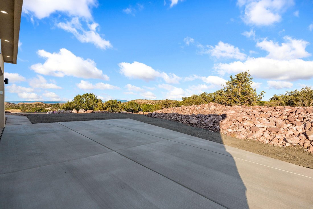 House in Placitas, New Mexico, United States 4 - 18836415