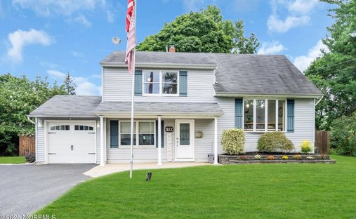 House in North Middletown, New Jersey, United States 1