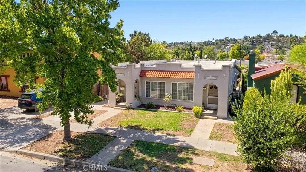 Condo in Los Angeles, California, United States 1 - 18837035