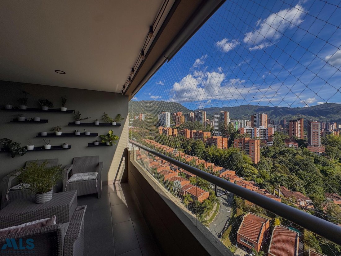 Apartment in Envigado, Antioquia, Colombia 2 - 18837490