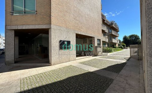 Wohnung in Lordelo do Ouro und Massarelos, Distrikt Porto, Portugal 1