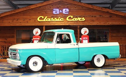 351C Automatic P/B front disc P/S A/C Custom Interior 20" Wheels!!! in New braunfels, United States 1
