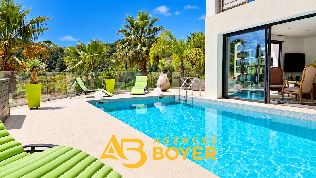 Apartment in Bandol, Provence-Alpes-Côte d'Azur, France 1 - 17687595