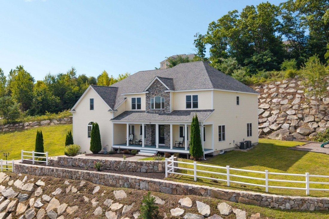 Casa a Holliston, Massachusetts, Stati Uniti 2 - 18837647