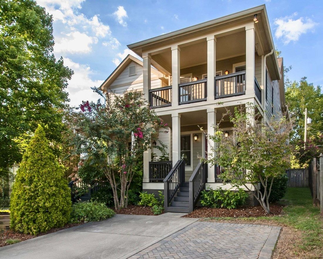 Co Op in Nashville, Tennessee, United States 1 - 18837434