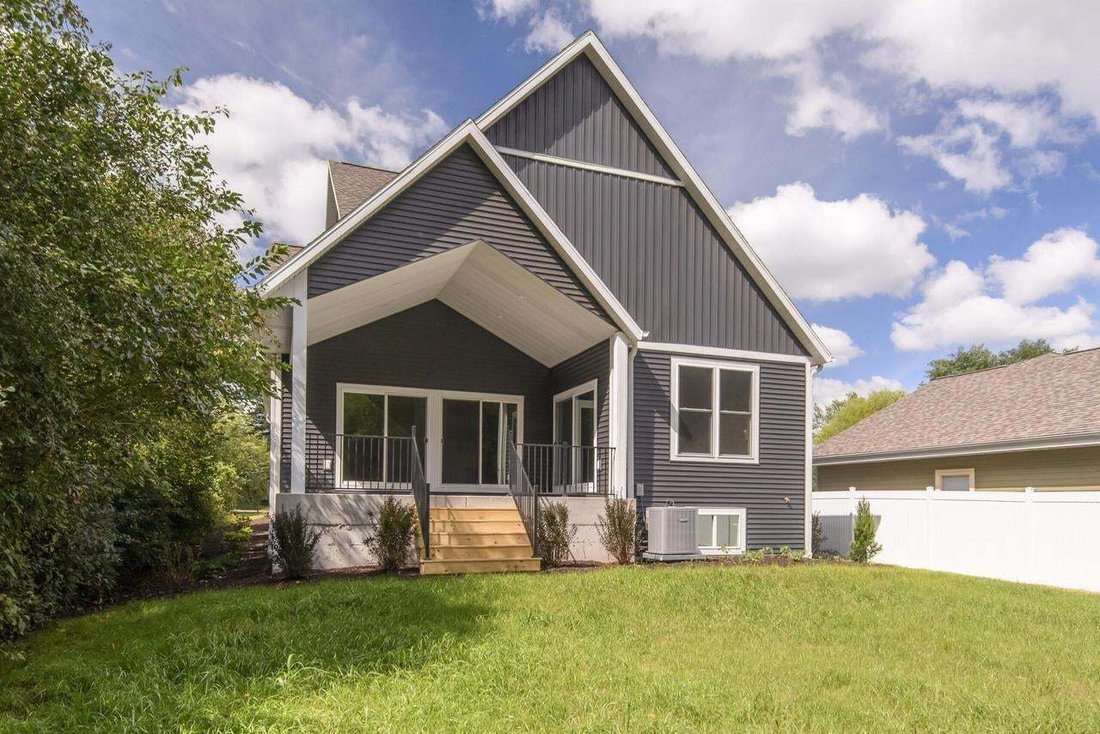 House in Dousman, Wisconsin, United States 3 - 18836588