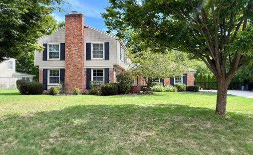 House in Beverly Hills, Michigan, United States 1