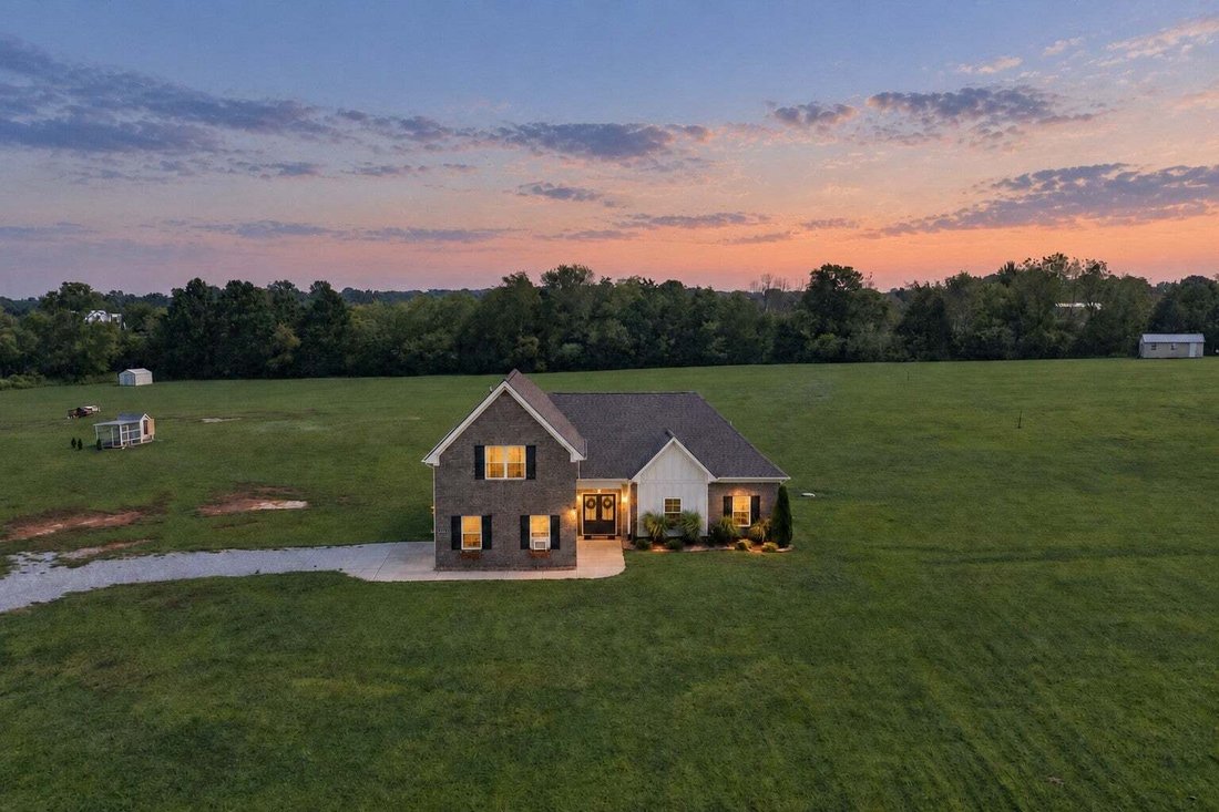 House in Unionville, Tennessee, United States 1 - 18837422