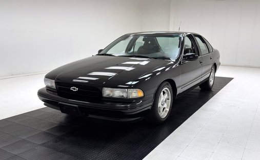 14 039 Actual Miles/1 Of 9 858/5.7 Liter LT1 V8/4L60E Auto/Nearly Showroom Fresh in Morgantown, United States 1