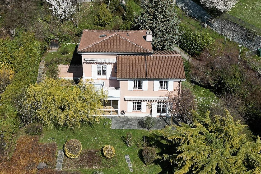 Casa a Grandvaux, Bourg-en-Lavaux, Svizzera 1 - 18523506