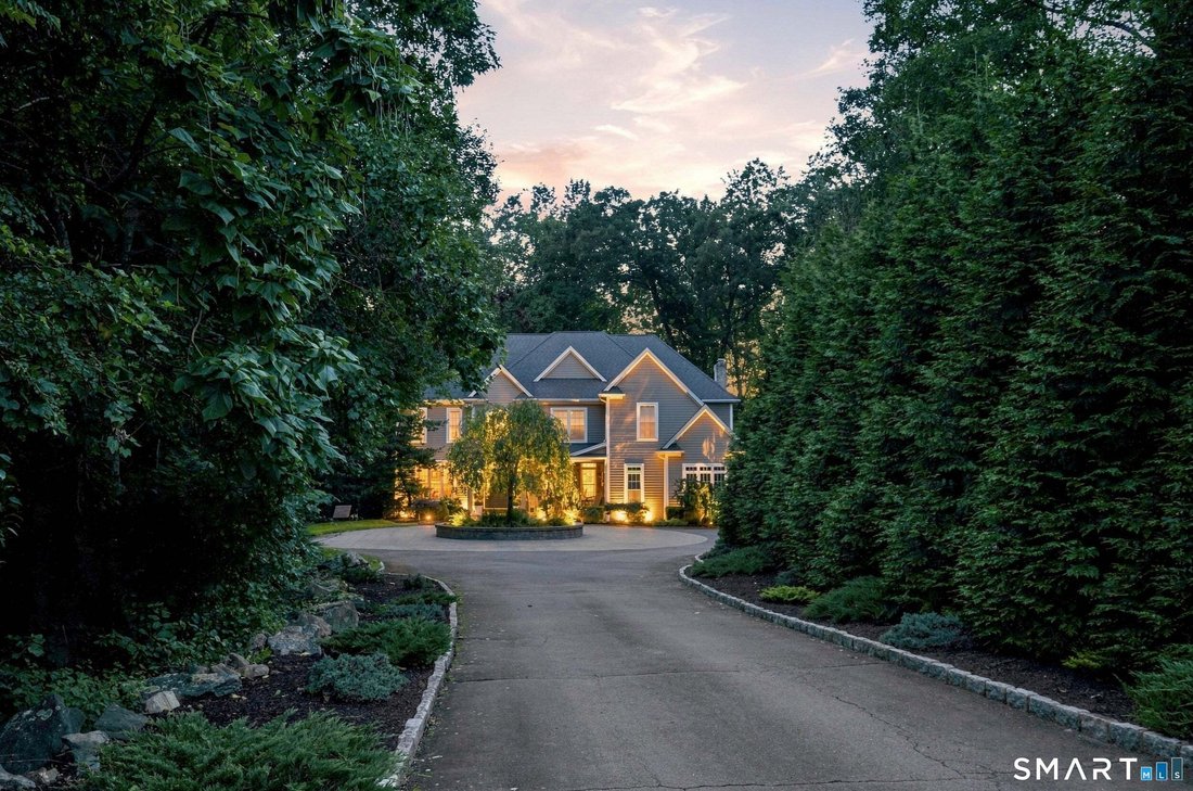 House in Shelton, Connecticut, United States 2 - 18836846