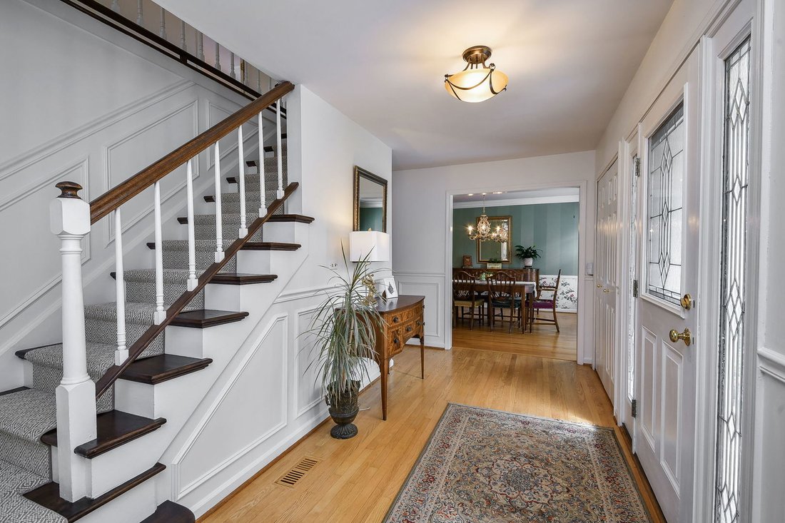 House in Wheaton, Illinois, United States 3 - 18837342