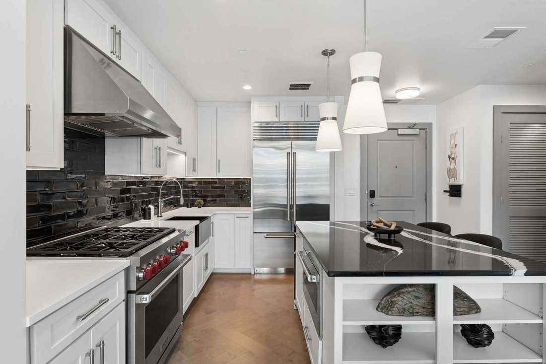 Condo in Nashville, Tennessee, United States 4 - 18837479