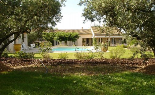 House in Eygalières, Provence-Alpes-Côte d'Azur, France 1