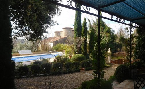 House in Rustrel, Provence-Alpes-Côte d'Azur, France 1