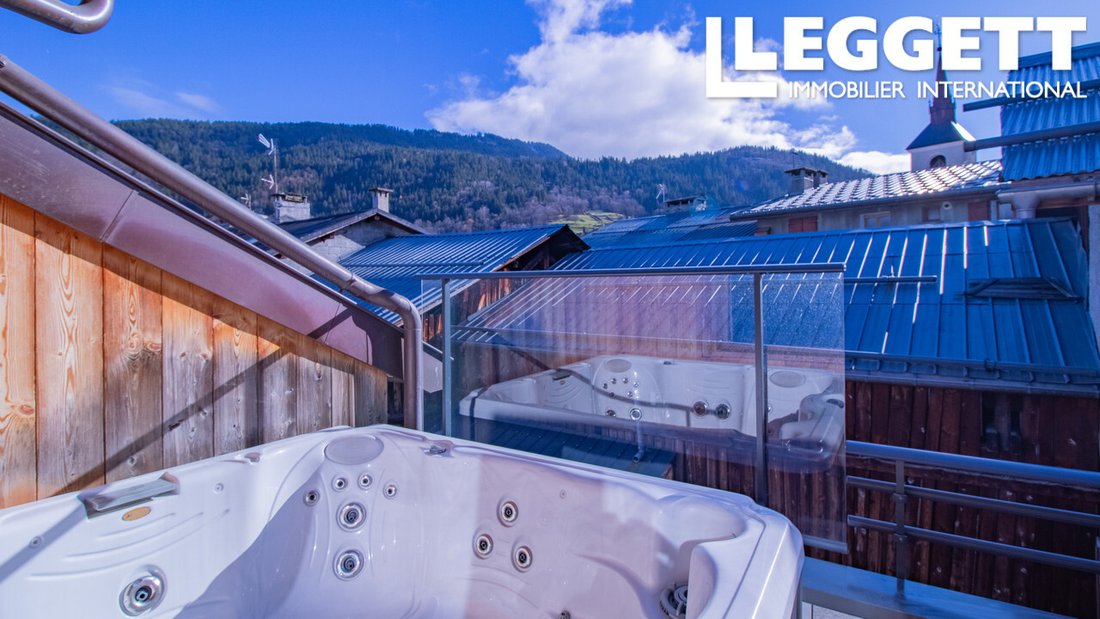 Chalet in Les Allues, Auvergne-Rhone-Alpen, Frankreich 2 - 16707418
