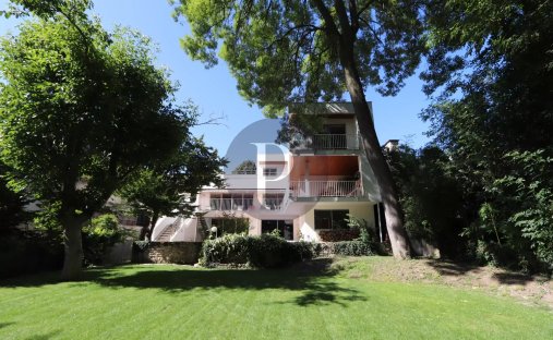 House in Parc de Sceaux, Sceaux, France 1