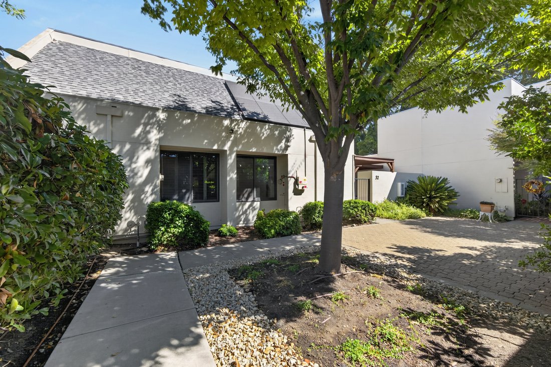 Condo in Davis, California, United States 3 - 18838269