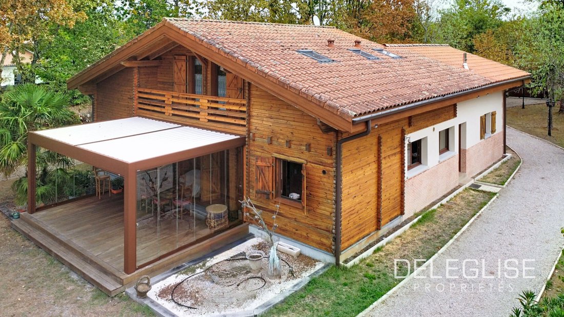 Villa en Biscarrosse, Nueva Aquitania, Francia 1 - 18838611
