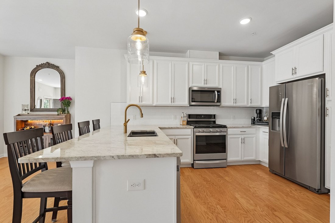 Branchburg, New Jersey, United States 5 - 18838307