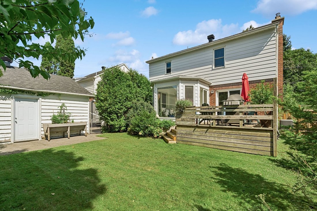 House in Pointe-Claire, Quebec, Canada 3 - 18838788