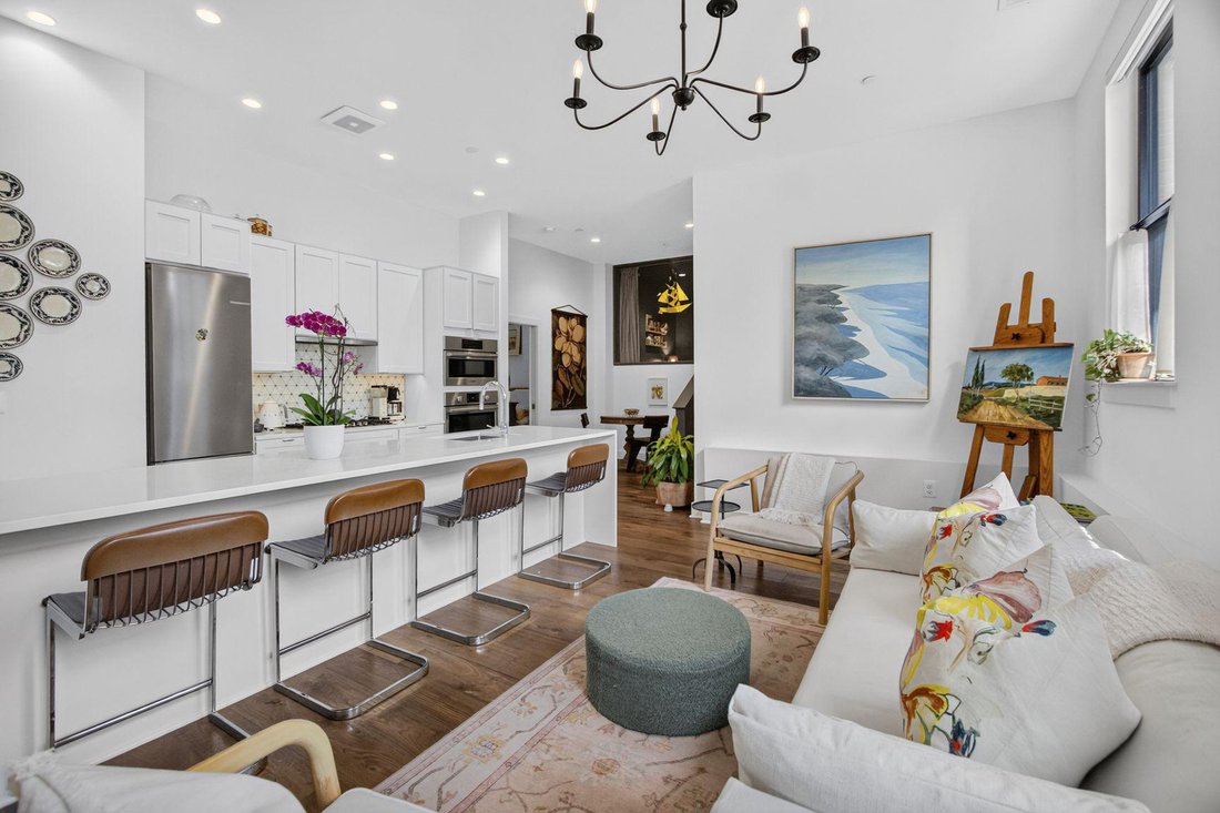 Condo in Alexandria, Virginia, United States 5 - 18838316