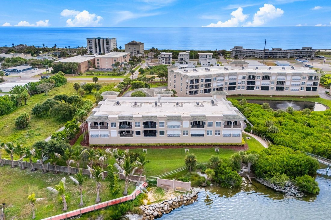 Condominio en Cocoa Beach, Florida, Estados Unidos 1 - 18838291