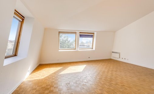 Apartment in La Garenne-Colombes, Ile-de-France, France 1