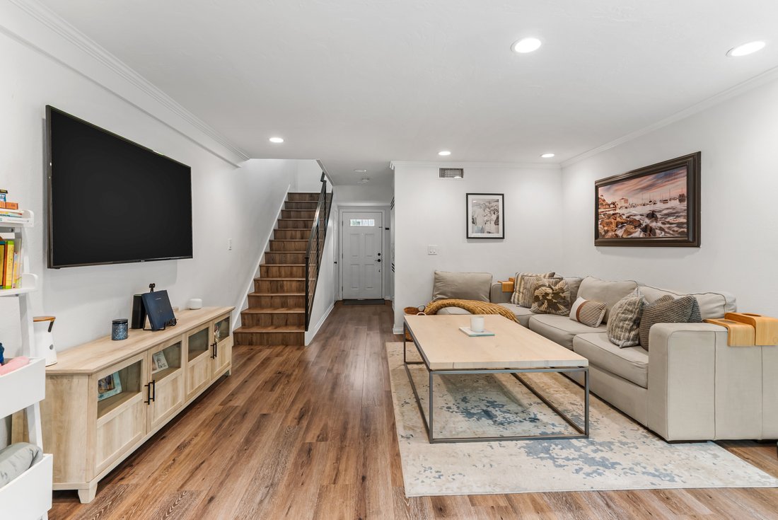 Townhouse in Costa Mesa, California, United States 4 - 18838279