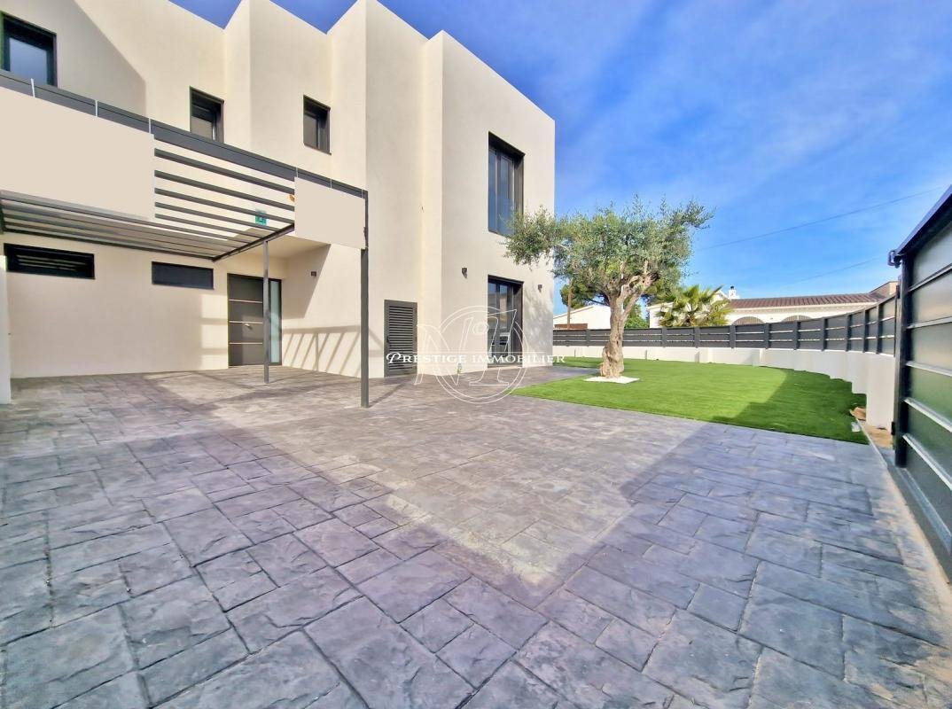 House in Empuriabrava, Catalonia, Spain 2 - 16544712